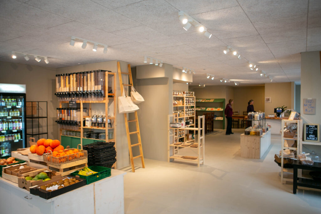 Kolibri har plads til mange flere kunder i den nye butik