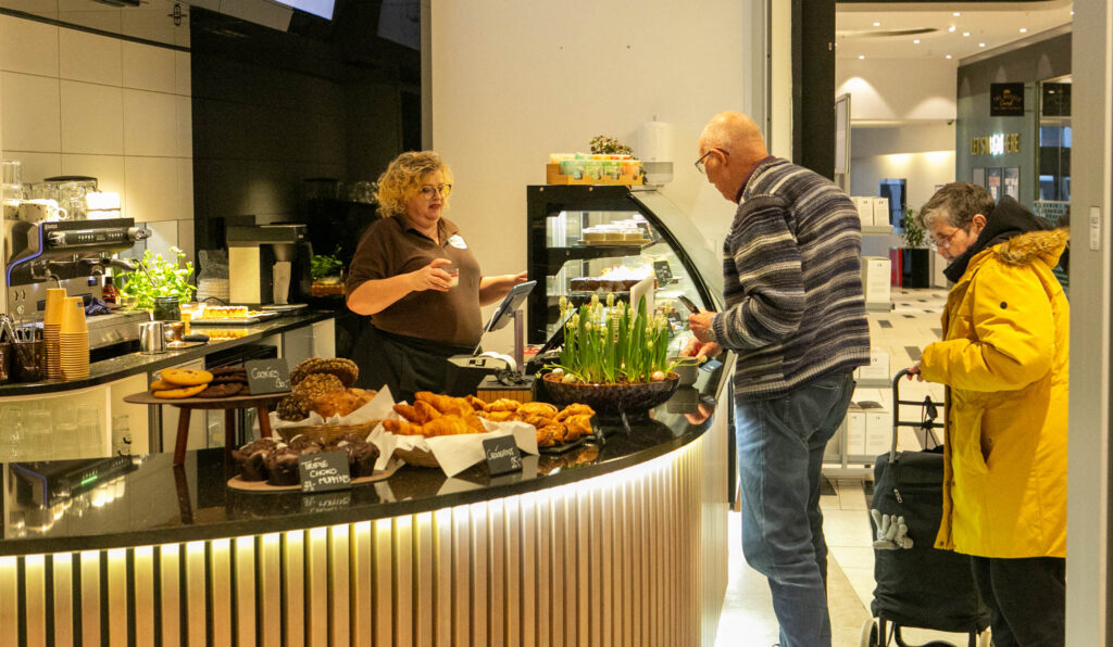 Gæsterne synes godt om Café Klaptræ i Borgen