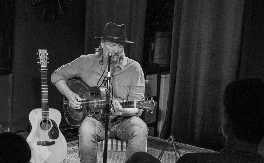 H.P. Lange spiller i Æ Værksted