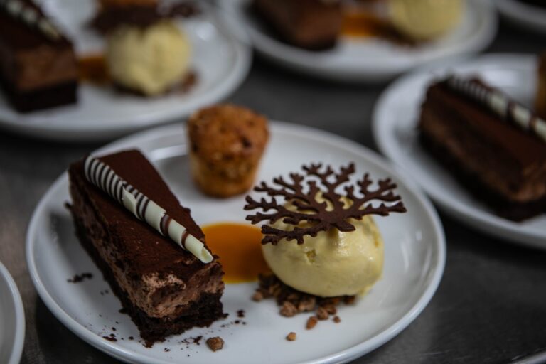 Kokke, tjenere og receptionister kan snart blive uddannet i Sønderborg