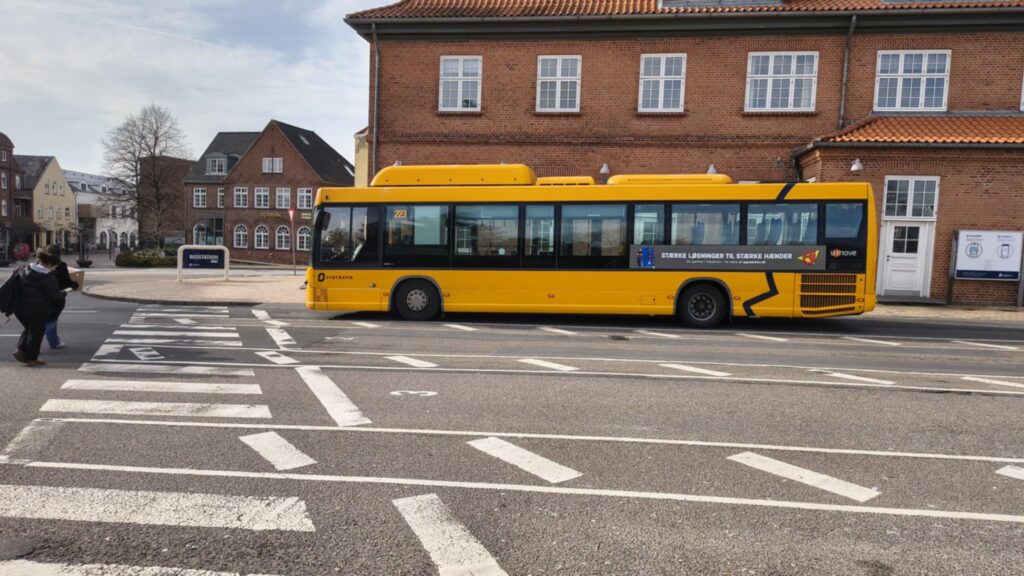 Politikerne er klar til at sende buskørslen i udbud