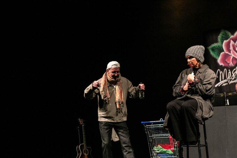 Måske ku’ vi – en cabaret med bid