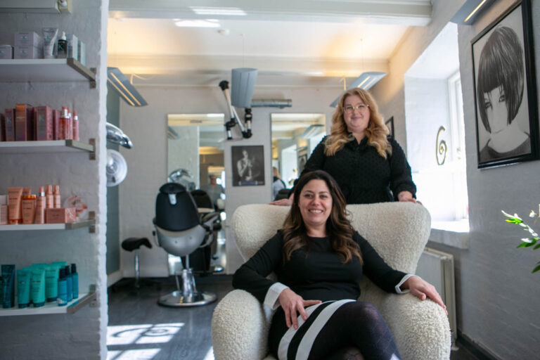 Glamour by Simona fejrer sin salon med en åbningsreception