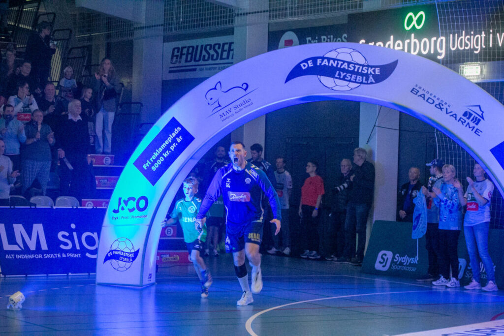 De lyseblå fejrer sæsonafslutningen i Aabenraa Arena