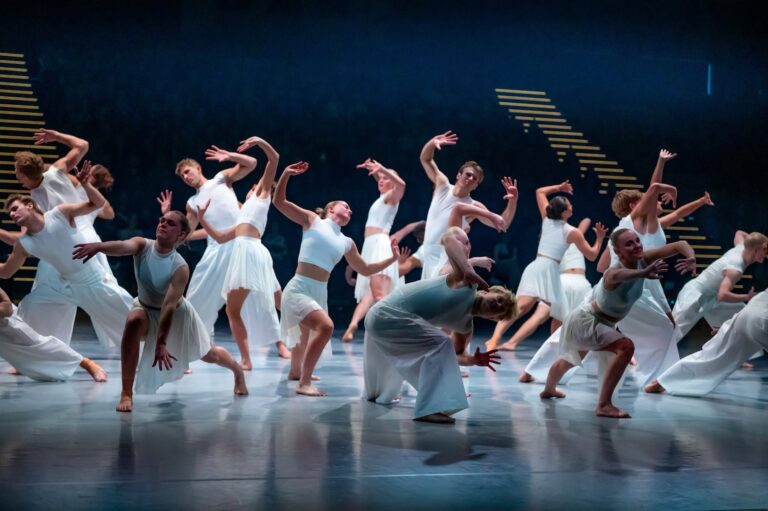 Oplev showet Core med DGIs Verdenshold