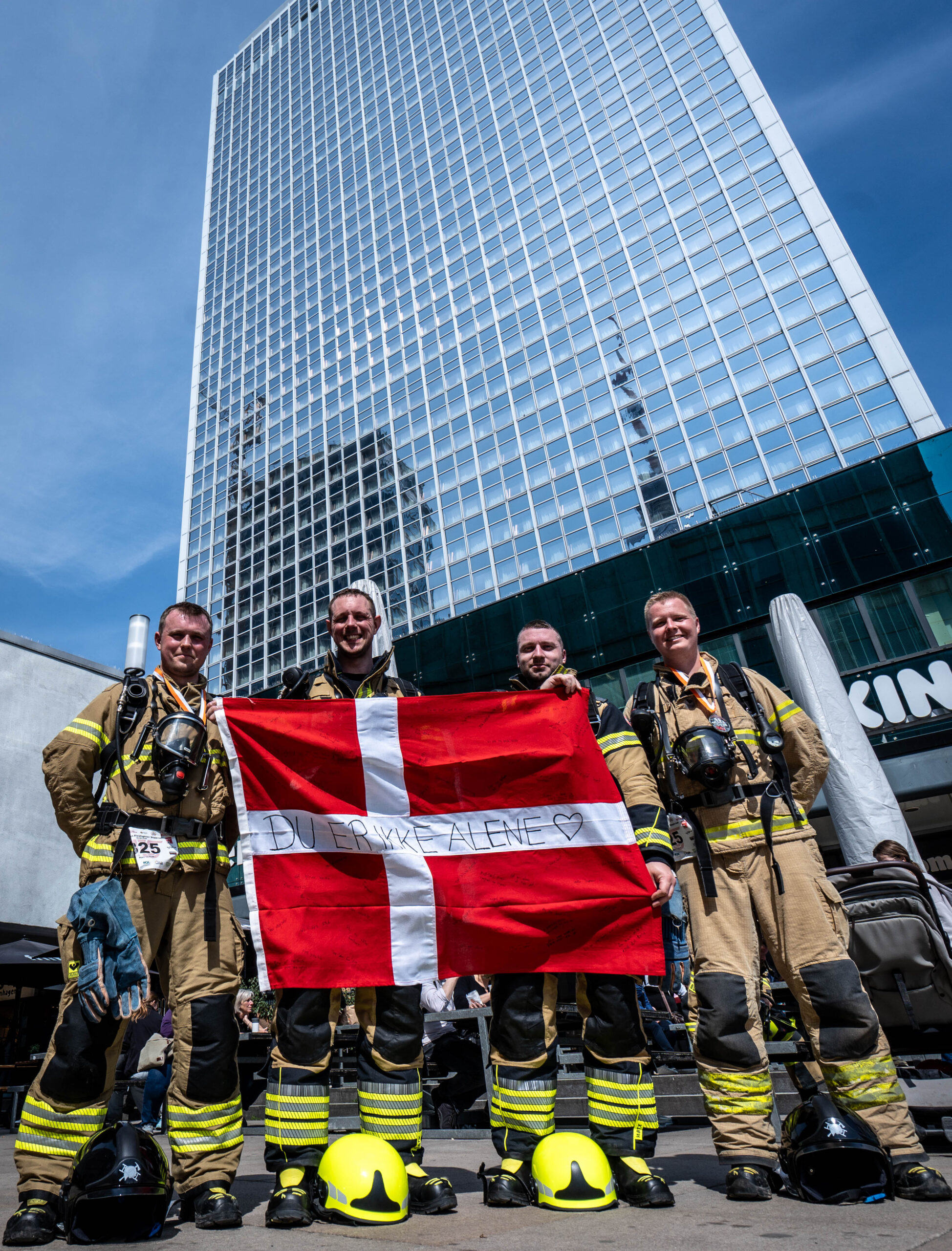 Benhård vilje, bløde hjerter – fire brandmænd i kamp mod trapper og ensomhed