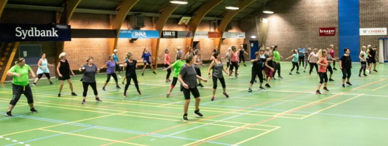 På lørdag kan der brændes energi af med Dance and Fitness