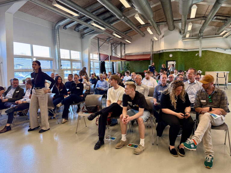 100 kom til StartUp Connect i Domicilet