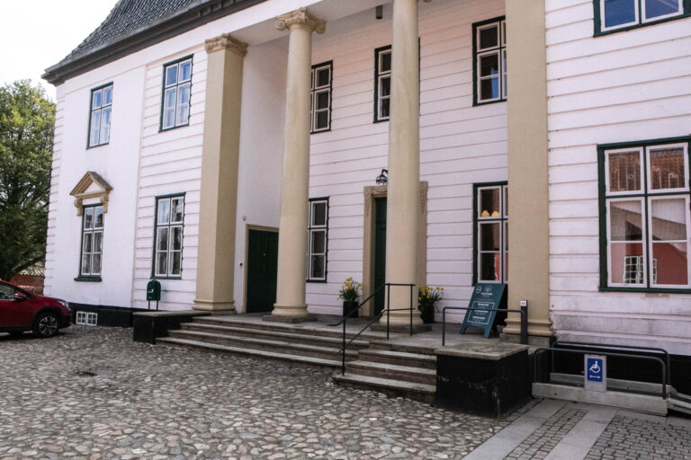 Augustiana: Nyd en håndbajer og en snak om billeder