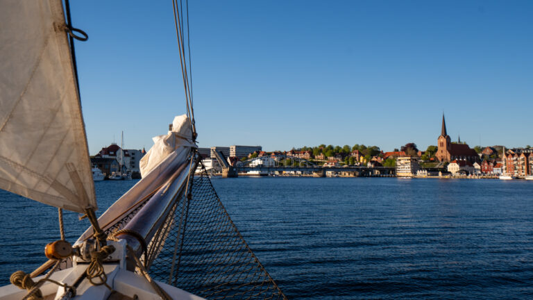 Tag på tur med skonnerten Mira