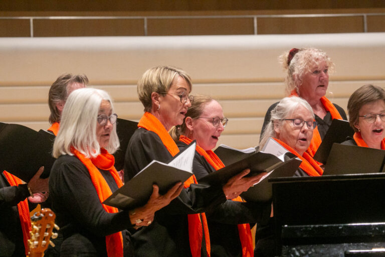 10 kor sang en forårskoncert