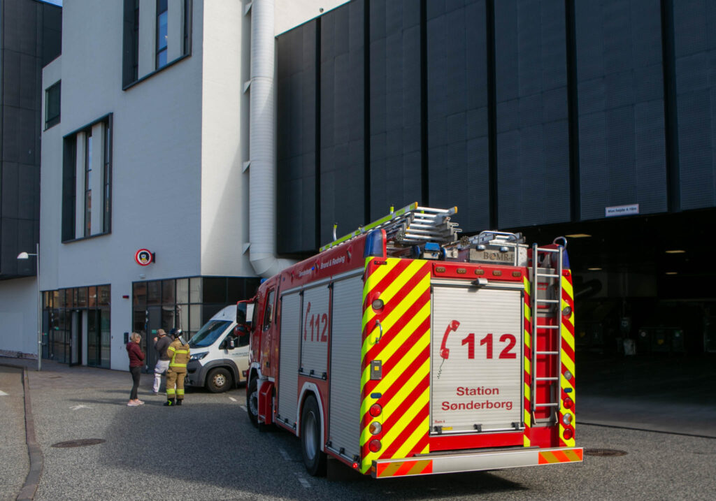 Med blå blink til Borgen