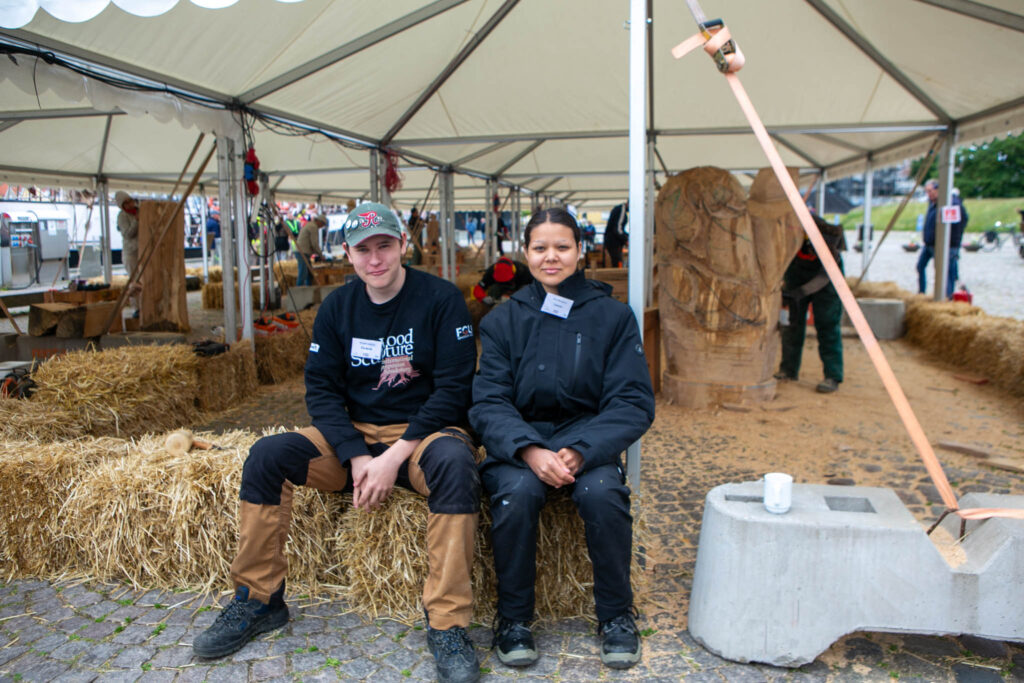 FGU-elever er gode hjælpere hos WoodSculpture