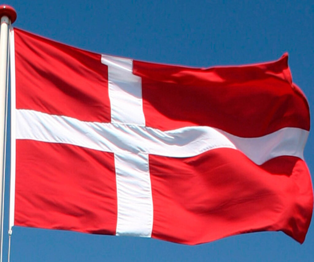 Fejrer tre ansatte der har arbejdet for kommunen i mange år