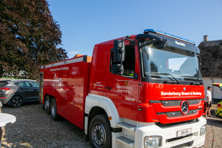Brand i traktor