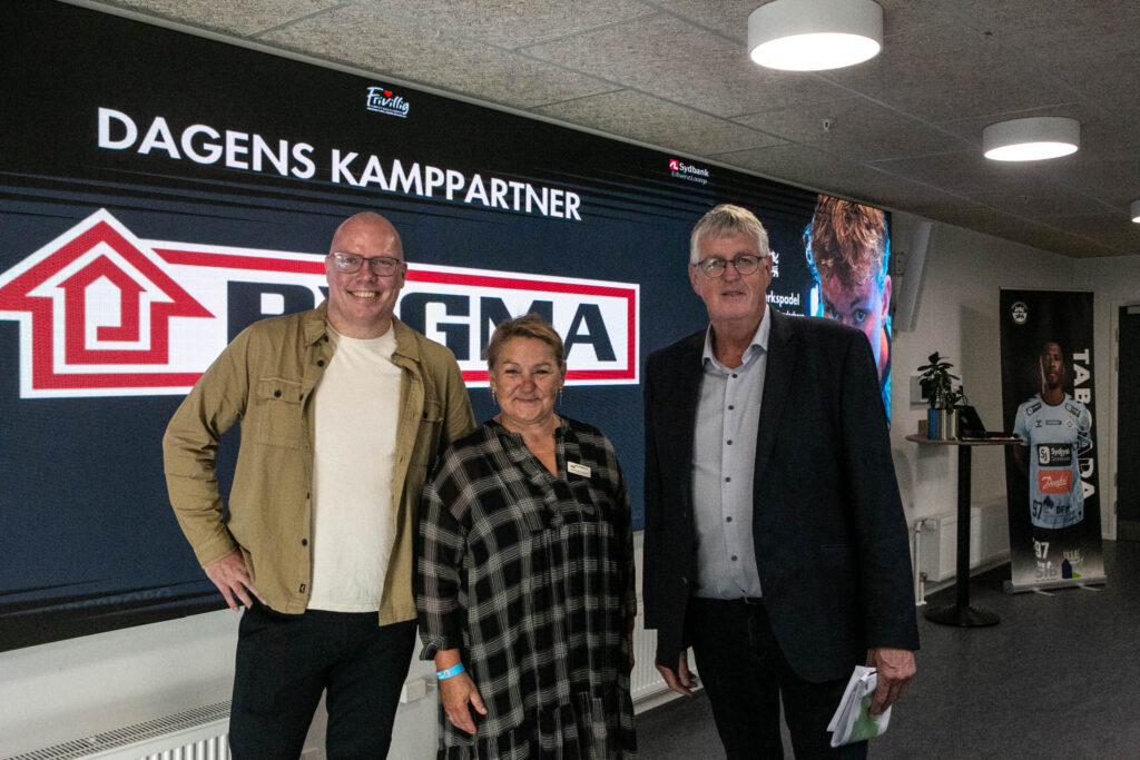 Håndboldfans hørte om kommuneøkonomi, frivillighed og Landsstævne