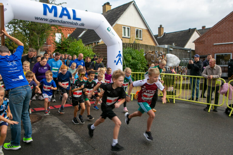 Seje børn sprintede gennem Gendarmløbet