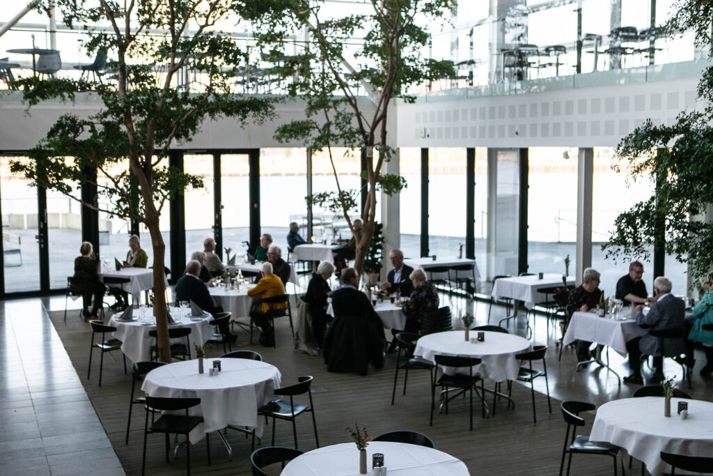 Brecklings Bogcafé sætter med Pernille Schou spot på genforeningen